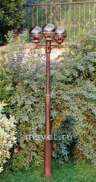 Globo Светильники на опоре до 3 метров, 3х рожковые
